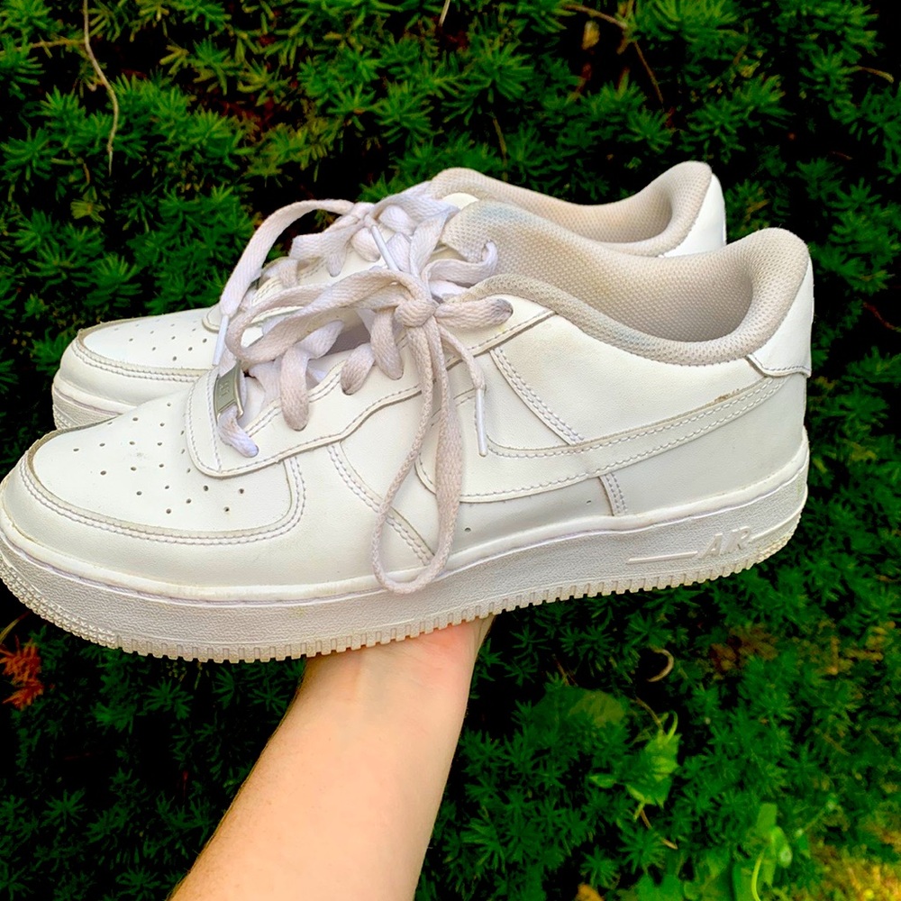 Nike AirForce one low triple white, women sized 8.5 (made 2020)